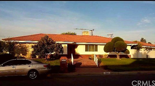 1st image of 3329 E Sunset Hill Dr