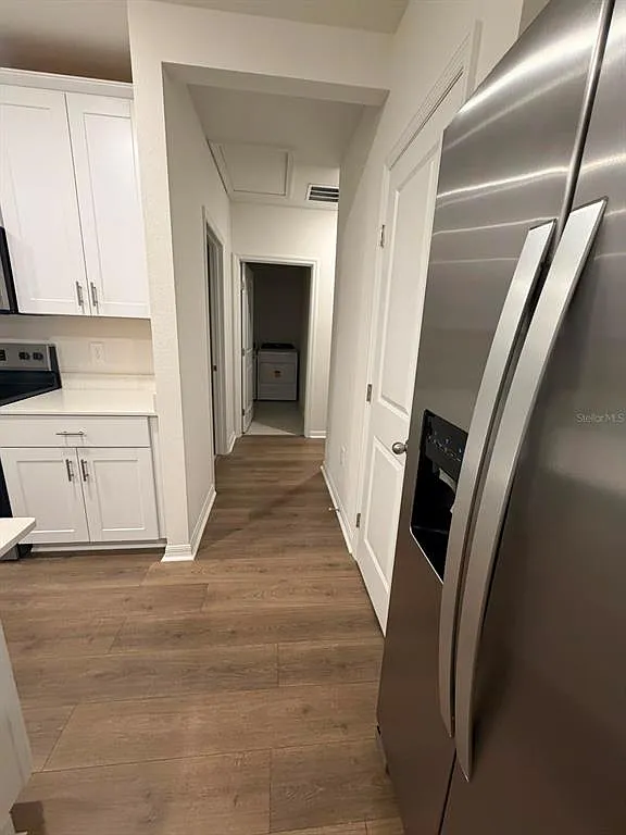 3 bed, 2.0 bath, 1269 sqft, $2,150 — Photo 4