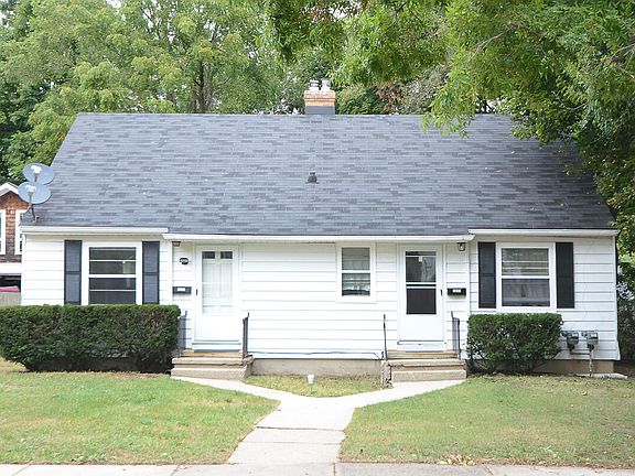 2nd image of 1231 E Cork St
