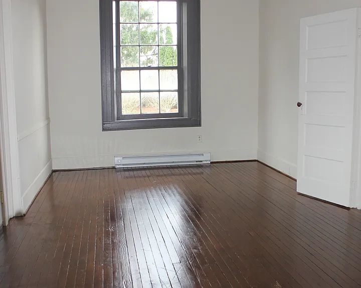218 S Main St — Photo 9
