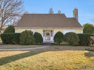 50 Pilgrim Rd, Bristol, CT 06010