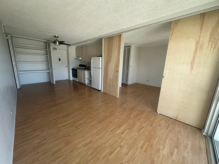 1655 Makaloa St #1801 — Photo 4