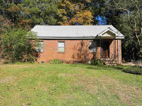 121 E Baldwin Rd, White Hall, AR 71602