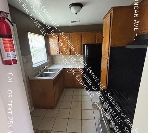 5th image of 1601 Duncan Ave