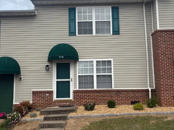 174 Emerson Ln, Harrisonburg, VA 22802