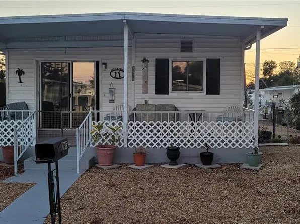 1913 Melody Dr, Holiday, FL 34691