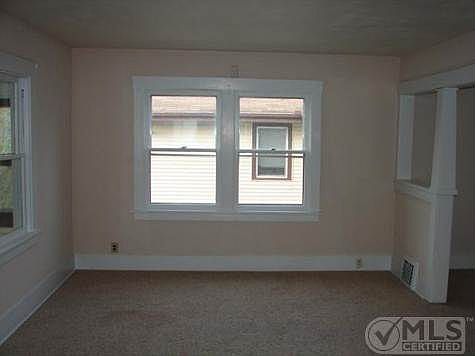 1st image of 522 Washington Ave N
