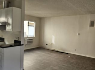 18953 Sherman Way #14, Reseda, CA 91335