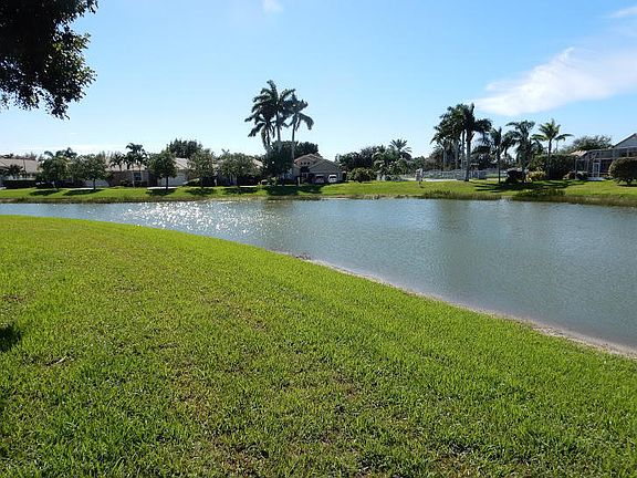 3rd image of 6306 Westchester Club Dr N