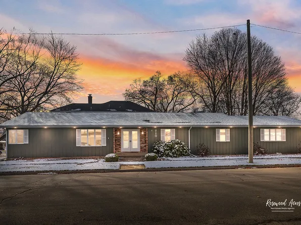 710 Perry St, Bradley, IL 60915
