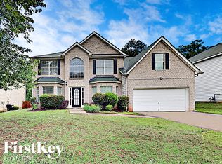 7102 Cavender Dr SW, Atlanta, GA 30331