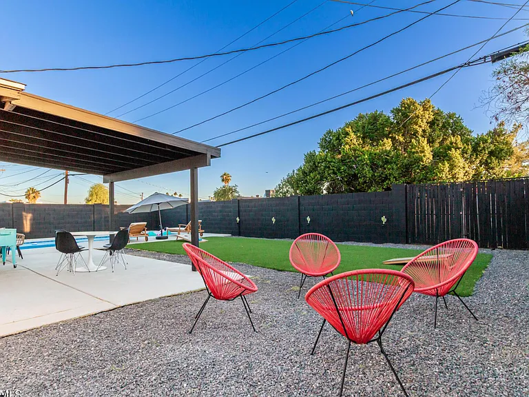 713 E Fillmore St — Photo 22