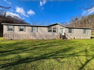 2055 Mud Run Rd, Ripley, WV 25271