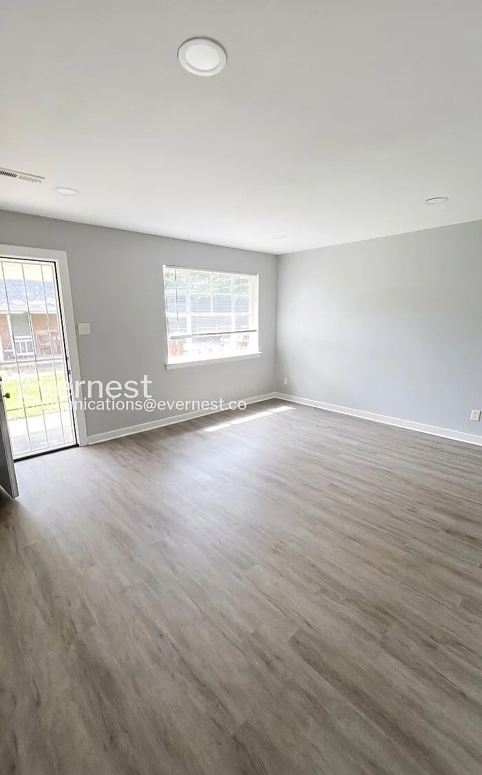 2 bed, 1.0 bath, 840 sqft, $645 — Photo 3