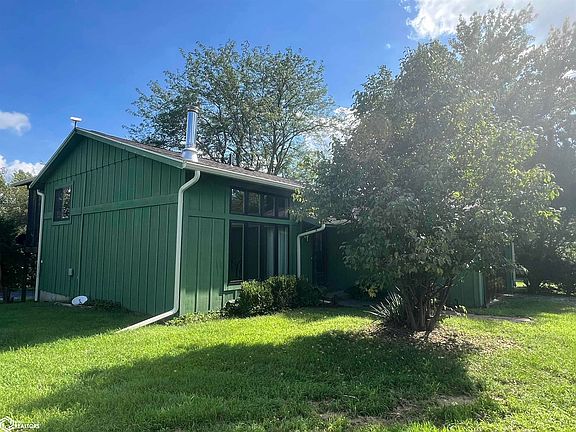 4th image of 2352 Seven Hills Rd