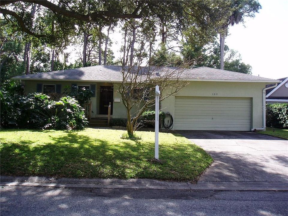 1st image of 162 69th Ave N