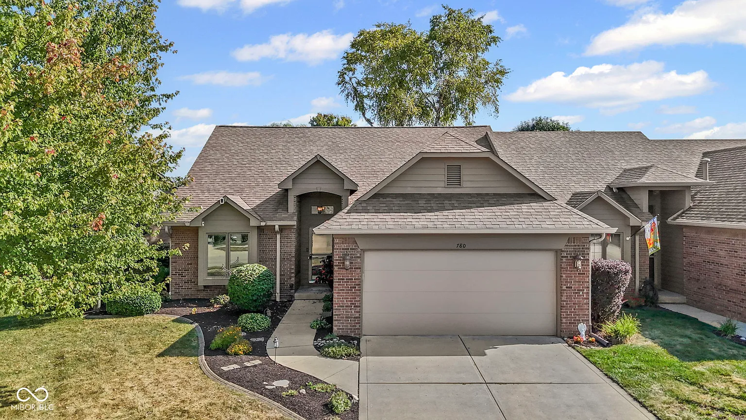 780 Cottage Ln photo 1