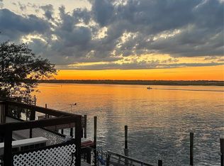 923 W Park Ave, Long Beach, NY 11561