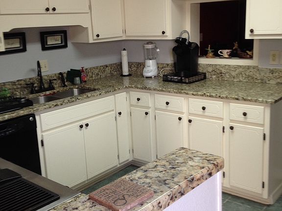 4th image of 432 Bridgewater Ct