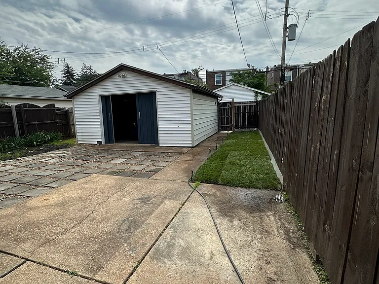 5828 Goener Ave — Photo 28