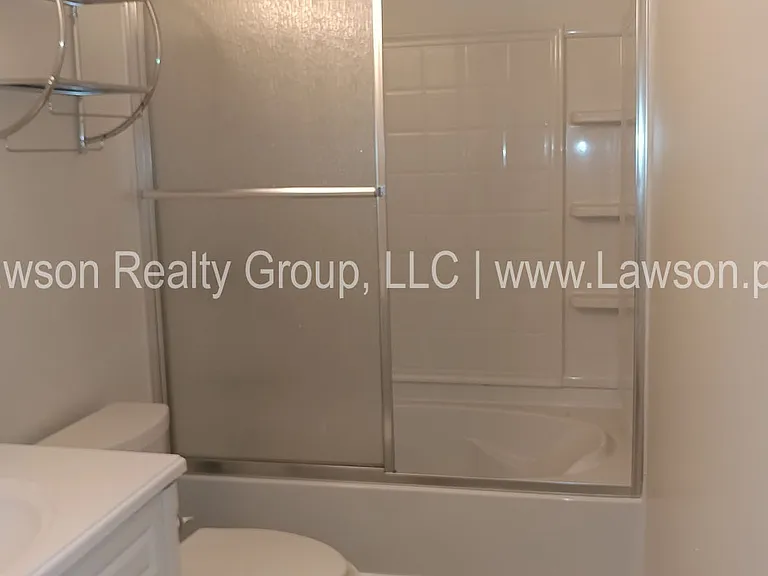 5405 Starkey Rd — Photo 11