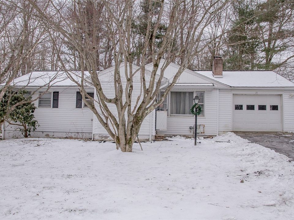 1st image of 15 Laine Ct