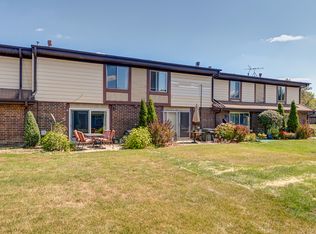 17 Cour Michele, Palos Hills, IL 60465
