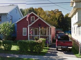 195 Cummings St, Rochester, NY 14609