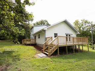31 Peacock Ln, Gassville, AR 72635