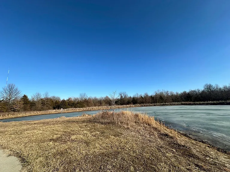 3610 Yellowwood Dr — Photo 15
