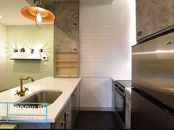 4th image of 102 Scholes St #3A