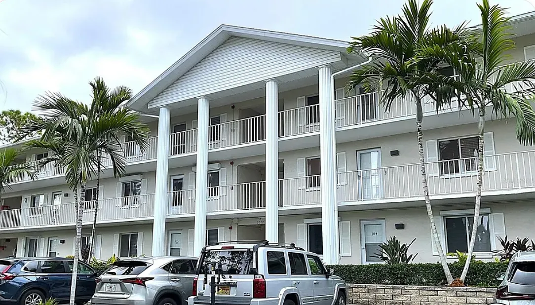 2 bed, 1200 sqft, $2,500 — Photo 2