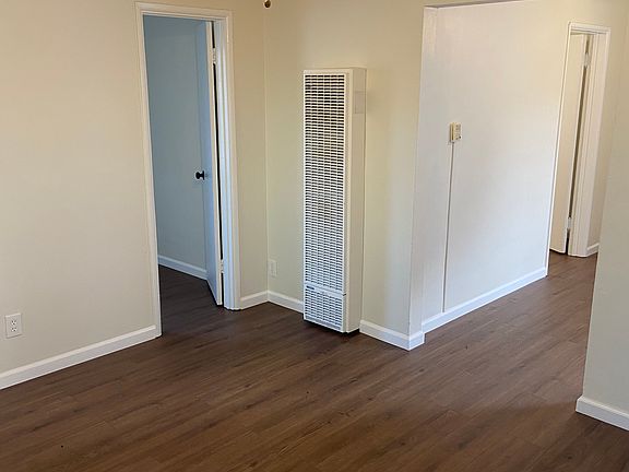 Living Room - bedroom #1 entrance