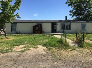 195 W Ball Ave, Stanfield, OR 97875