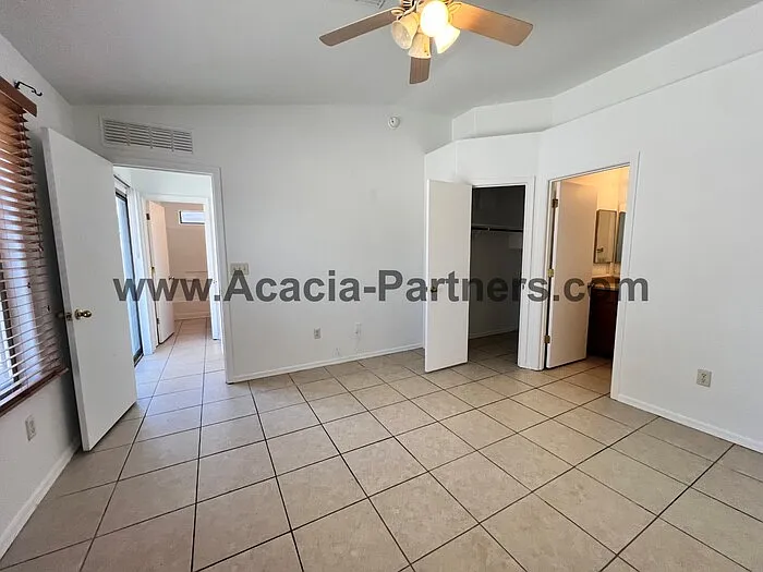 2145 E Calle Gran Desierto — Photo 8