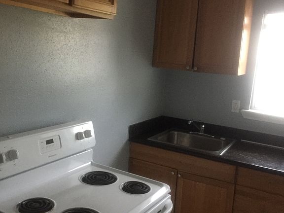 2nd image of 3921 Banks St APT E