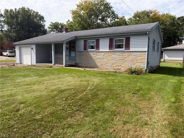 1758 Lancaster Dr, Youngstown, OH 44511
