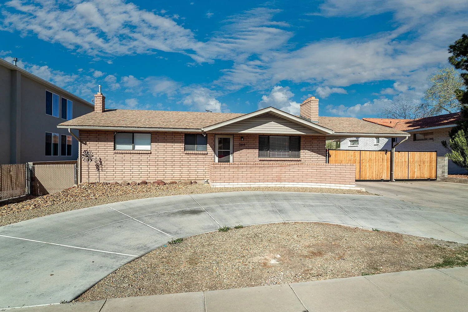 1 bed, 1.0 bath, $1,000 — Photo 1
