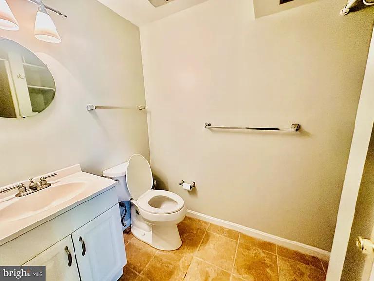 9124 Wandering Trail Dr — Photo 20