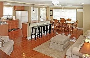 2nd image of 215 5th St