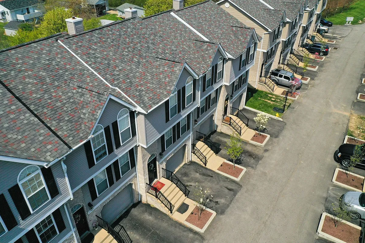 Building Photo - 204 Katerina Dr