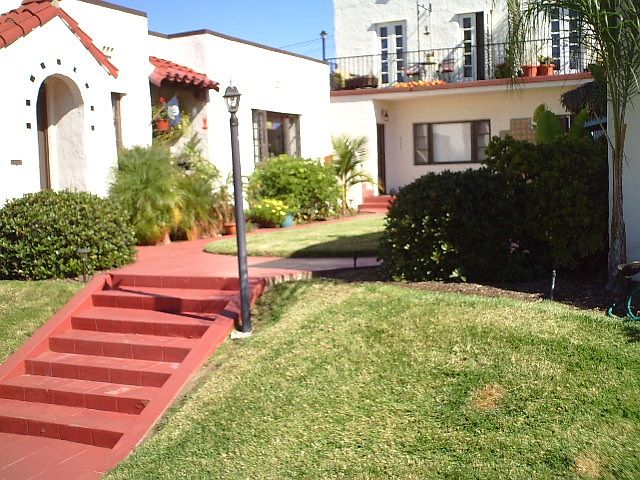 2nd image of 307 Palm Ave