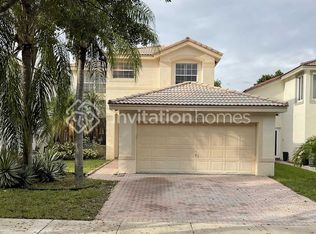 15921 SW 20th St, Hollywood, FL 33027
