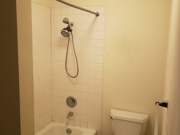 2nd image of 208 Main Ave N APT 2
