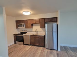 302 Forge Rd #B, East Greenville, PA 18041