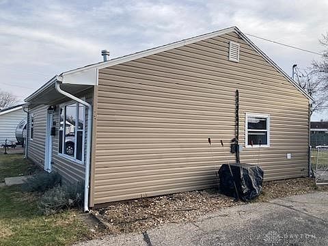 4th image of 806 Donora Dr