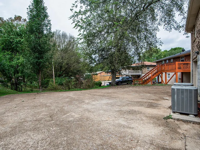 845A Oakwood Terrace Dr — Photo 16