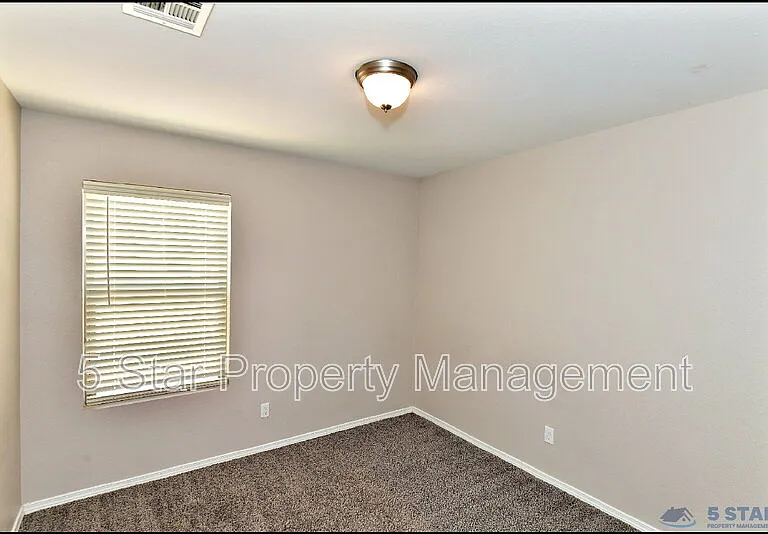 963 Aircoupe Way — Photo 37