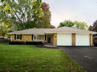 216 Yolane Dr, Sugar Grove, IL 60554
