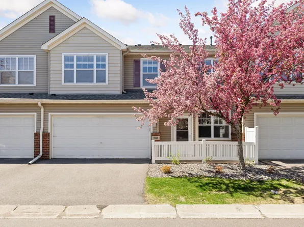 9063 Holly Ln N, Maple Grove, MN 55311